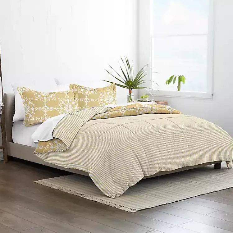 Comforters-Kirklands Home Daisy Medallion Queen 3-pc. Comforter Set Yellow